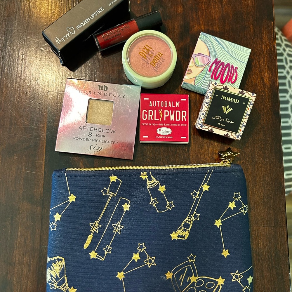 Ipsy Makeup and bag